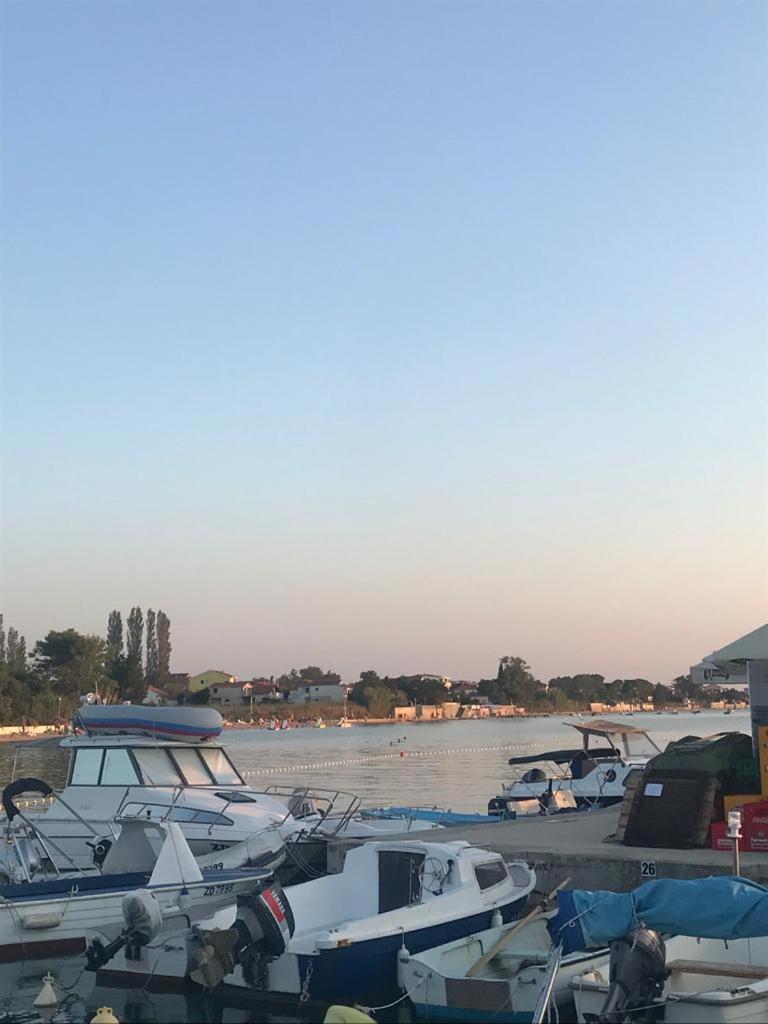 Apartments Zadar Nin Anton I Martina Vrsi Rom bilde