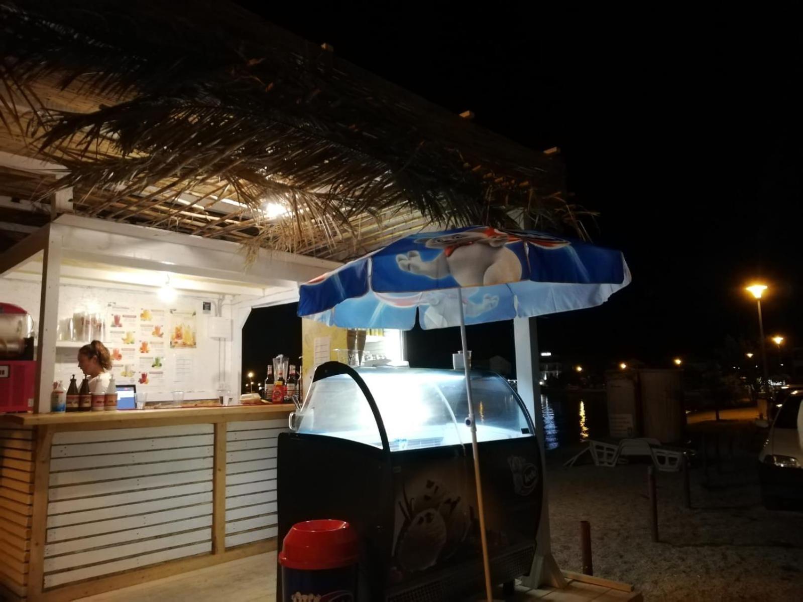 Apartments Zadar Nin Anton I Martina Vrsi Rom bilde