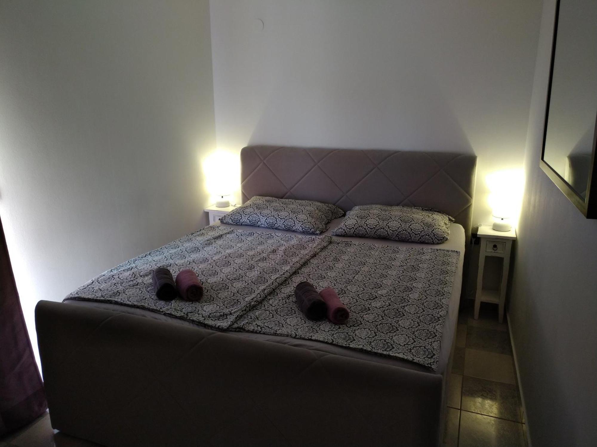 Apartments Zadar Nin Anton I Martina Vrsi Rom bilde