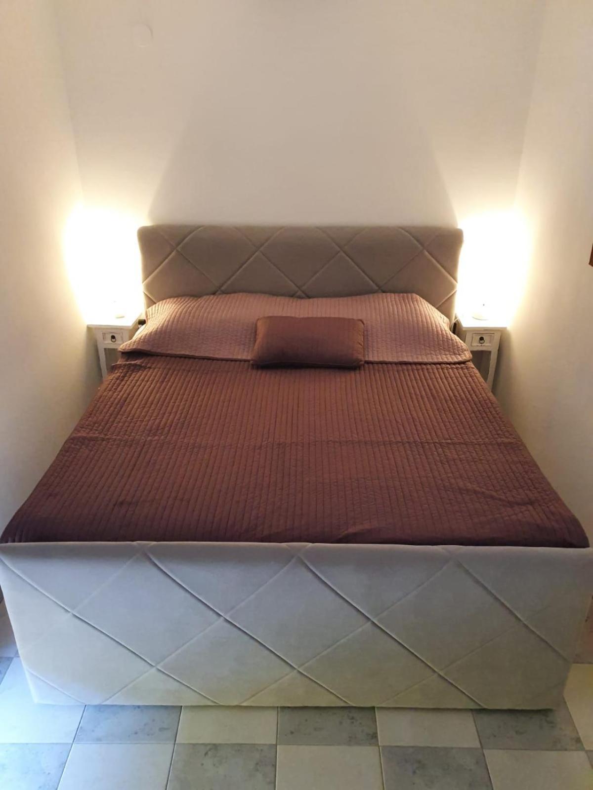 Apartments Zadar Nin Anton I Martina Vrsi Rom bilde